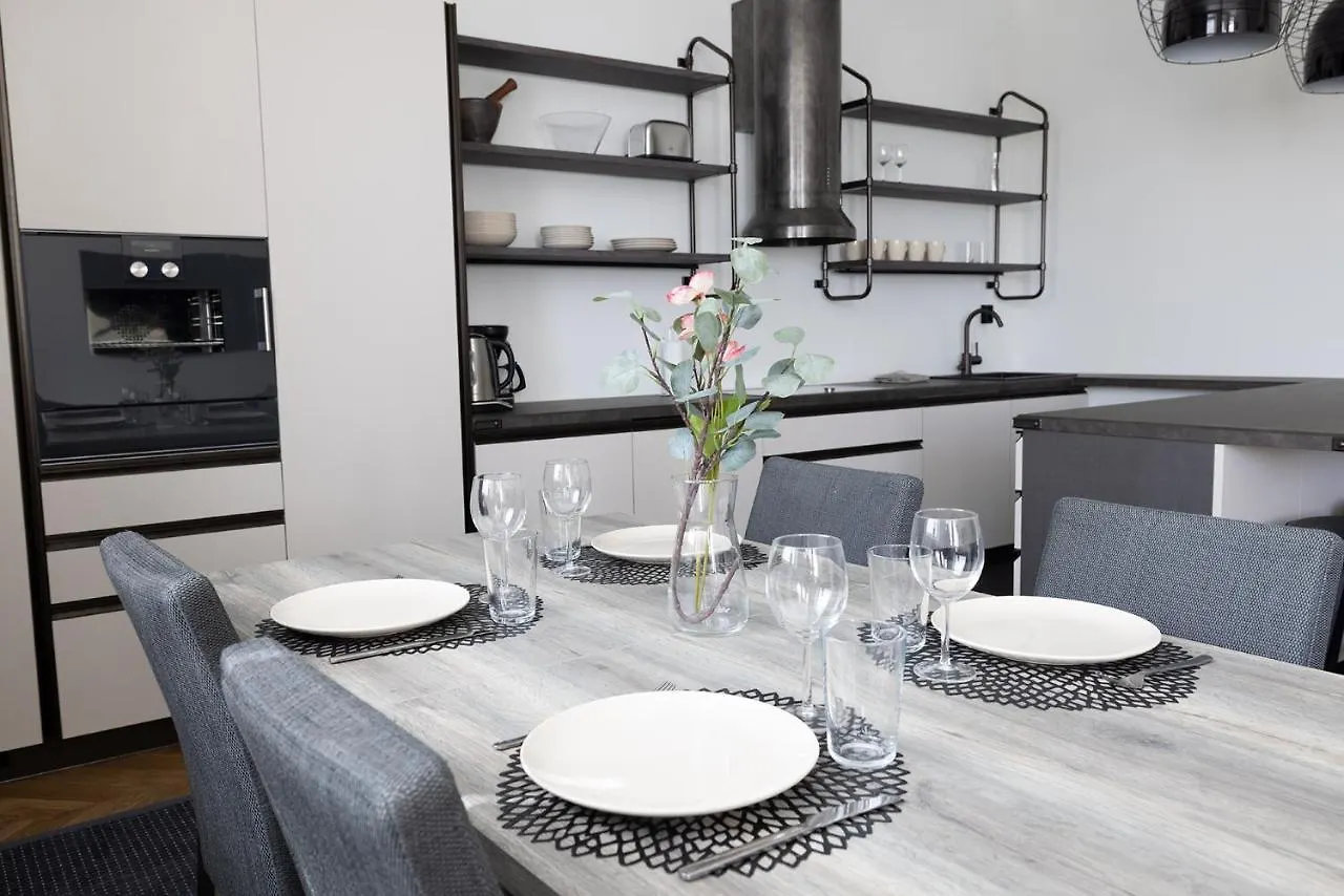 Poista 2Ndhomes Gorgeous 3Br Apartment With Sauna By Opera House Helsinki